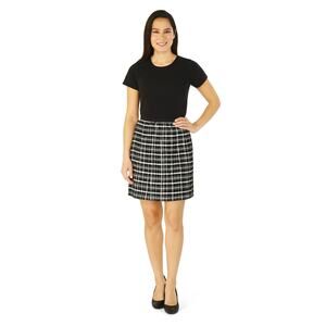 GANT Rugger pleated A-line Argyle Print in Navy and Cream, size Medium.